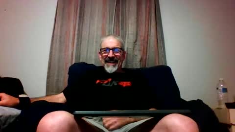 Snapshot of jackpott420 chatting on November 27, 1:40 am jackpott420 online show from November 27, 1:40 am