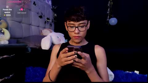 Snapshot of jacks_hotter chatting on February 13, 2:01 am Jackson online show from February 13, 2:01 am