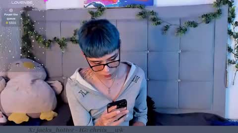 Snapshot of jacks_hotter chatting on May 18, 11:49 am Jackson online show from May 18, 11:49 am