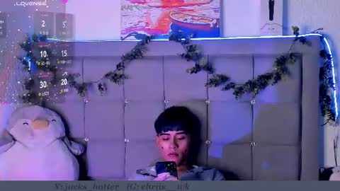 Snapshot of jacks_hotter chatting on June 17, 10:54 pm Jackson online show from June 17, 10:54 pm