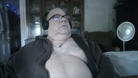 jackskillet_29 online show from May 1, 4:44 pm