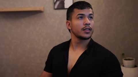 Jackson Bell online show from March 12, 6:25 pm