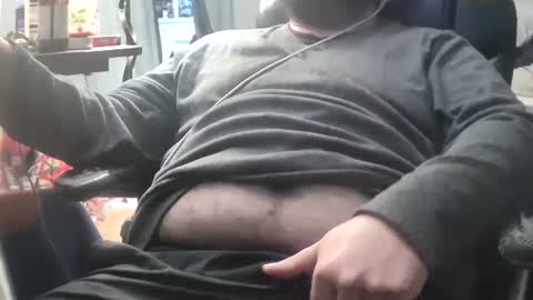 Snapshot of jacksonp41 chatting on December 5, 1:36 am jacksonp41 online show from December 5, 1:36 am