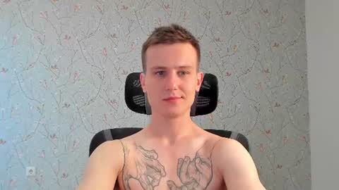 Snapshot of jacksonvox chatting on June 19, 4:06 am Nikolay online show from June 19, 4:06 am