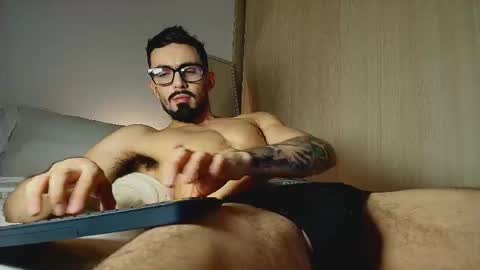 jacob__adams online show from December 2, 10:38 pm