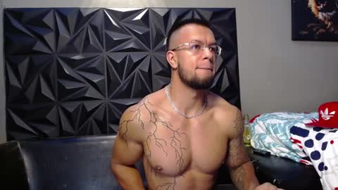 Snapshot of jacob_beckett chatting on January 12, 12:38 am Jacob online show from January 12, 12:38 am