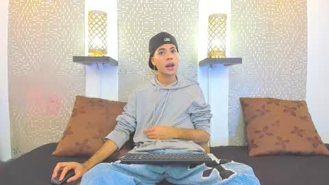 jacob_blackwell online show from October 18, 7:58 pm