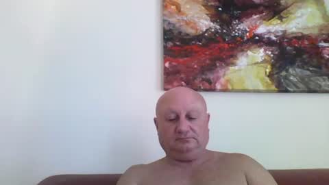 Snapshot of jacob_bron chatting on July 19, 6:11 pm jacob_bron online show from July 19, 6:11 pm