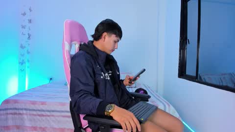 Snapshot of jacob_cullen_ chatting on February 7, 11:14 am JACOB online show from February 7, 11:14 am