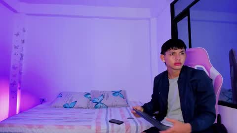 Snapshot of jacob_cullen_ chatting on February 9, 11:14 am JACOB online show from February 9, 11:14 am