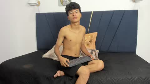 Snapshot of jacob_cum23 chatting on June 17, 2:07 pm jacob_cum23 online show from June 17, 2:07 pm