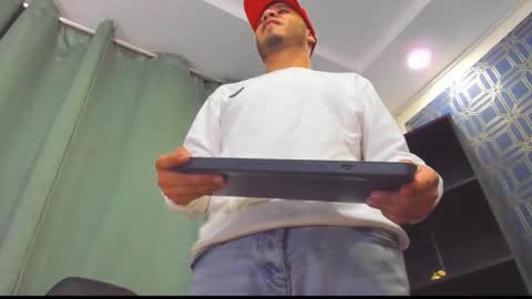 Jacob online show from February 21, 2:28 am