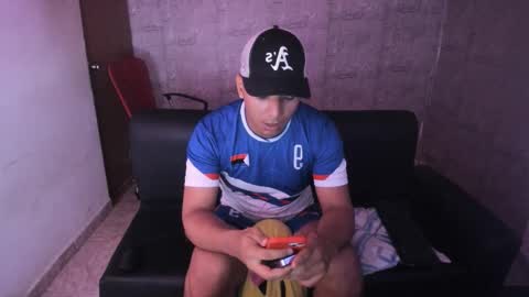 Snapshot of jacob_tin chatting on November 30, 3:10 am Jacob online show from November 30, 3:10 am