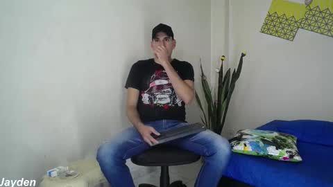 Jacob And Jayden online show from October 27, 7:07 pm