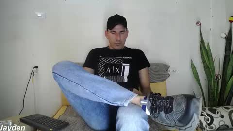 Jacob And Jayden online show from November 8, 7:01 pm