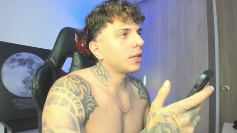 jacobb116 online show from October 26, 12:05 am