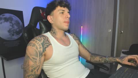 jacobb116 online show from October 30, 12:23 am