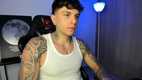 jacobb116 online show from February 4, 1:11 am