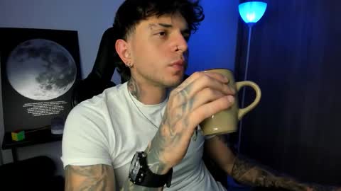 jacobb116 online show from February 16, 1:02 am