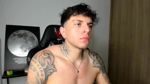 jacobb116 online show from February 17, 1:13 am