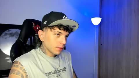 jacobb116 online show from February 25, 12:42 am