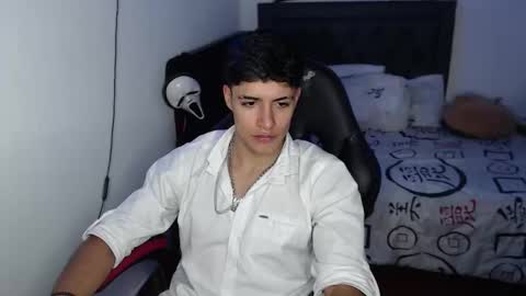 Jacobbakerr online show from March 19, 4:38 am