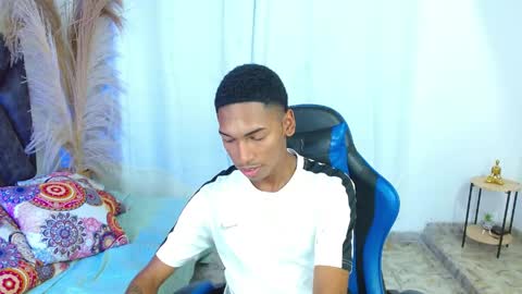 Snapshot of jacobcum18 chatting on May 13, 3:42 pm jacobcum18 online show from May 13, 3:42 pm