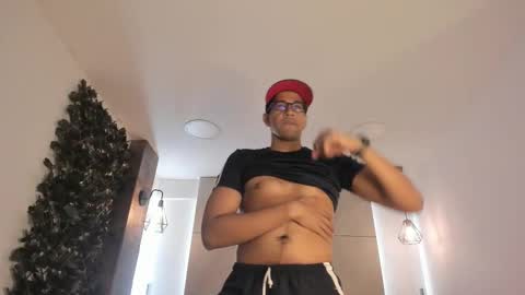 jacobdraven online show from February 4, 7:42 pm