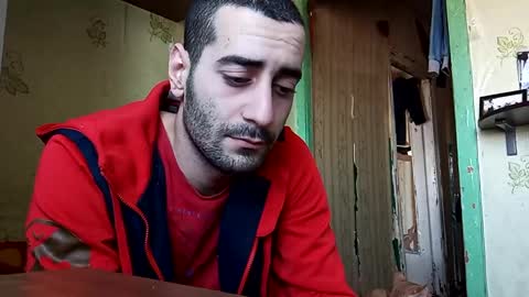 Snapshot of jacobermesx chatting on February 21, 9:13 am JacobErmesx online show from February 21, 9:13 am