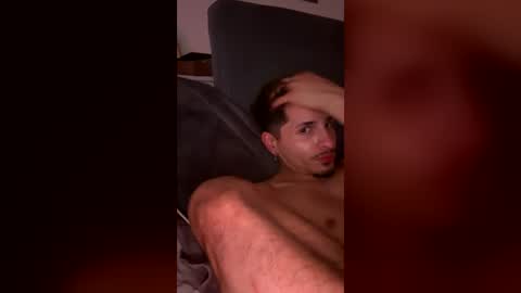 Snapshot of jacobo_latinoxl21 chatting on July 31, 8:47 am jacobo_latinoxl21 online show from July 31, 8:47 am