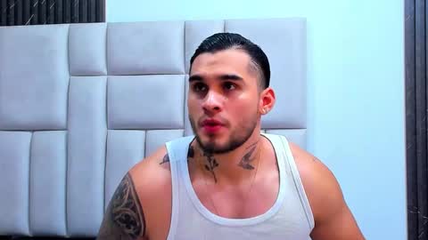 jacobsthorm online show from December 2, 3:23 am