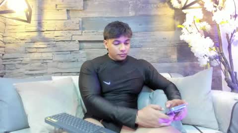 Snapshot of jacobstonne chatting on April 15, 11:50 am Jacob Stonne online show from April 15, 11:50 am