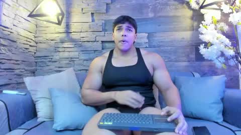 Snapshot of jacobstonne chatting on April 17, 11:57 am Jacob Stonne online show from April 17, 11:57 am