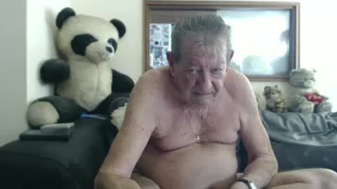 Snapshot of jacques_de_france chatting on April 30, 2:23 pm Jacques online show from April 30, 2:23 pm
