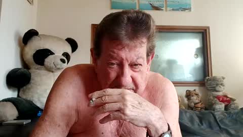 Snapshot of jacques_de_france chatting on June 7, 2:54 pm Jacques online show from June 7, 2:54 pm