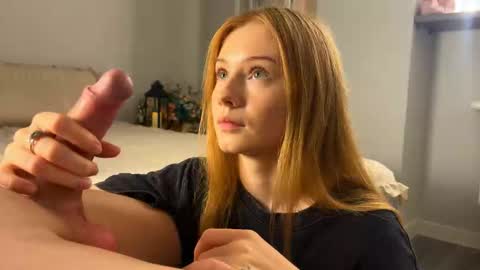 Snapshot of jacques_season chatting on October 7, 6:38 pm Jacques  Emily  online show from October 7, 6:38 pm