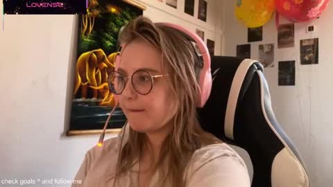 jacywinslat online show from October 18, 1:34 pm