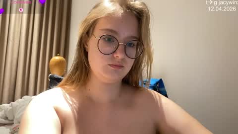 jacywinslat online show from April 12, 11:59 am