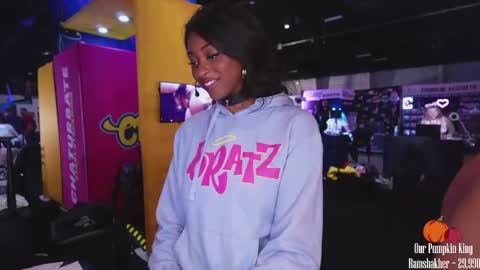 Jada online show from October 17, 11:07 pm