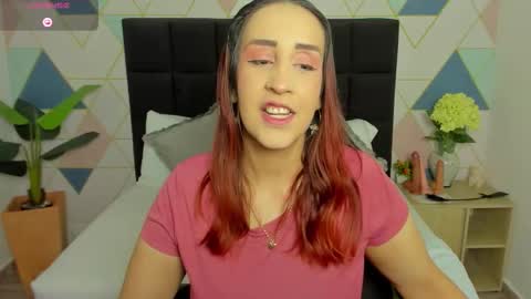 Snapshot of jadde13 chatting on October 14, 7:58 pm Jadde online show from October 14, 7:58 pm