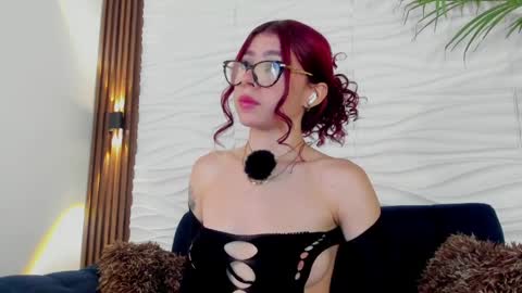 Jade  online show from April 7, 3:12 pm