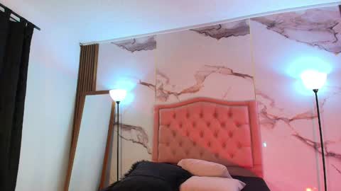 Jade  online show from April 14, 2:45 pm