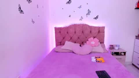   online show from October 17, 9:50 pm