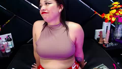 Jade online show from January 8, 8:27 am