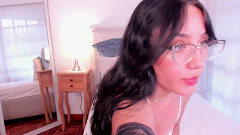 Jade online show from December 16, 5:54 pm