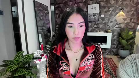 Snapshot of jade_porn chatting on January 25, 3:41 pm Jade  independent model online show from January 25, 3:41 pm