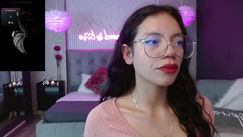 JADE online show from January 28, 10:34 pm