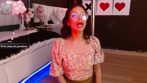 JADE online show from February 20, 4:14 pm