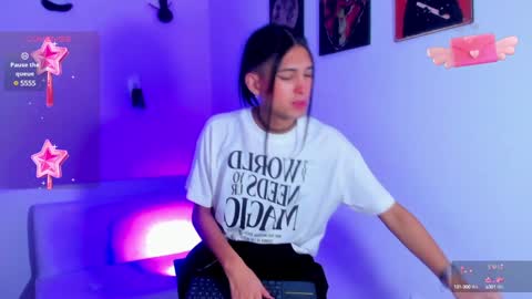 Jade Benett online show from December 13, 3:49 am