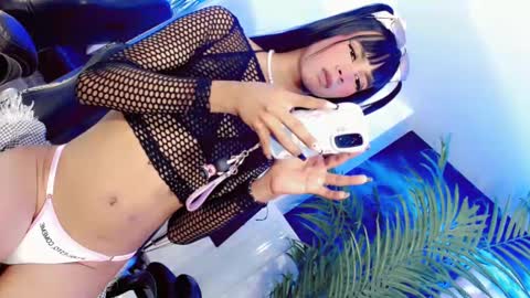 Snapshot of jadee_williamss chatting on January 5, 5:20 am Jadee Williamss online show from January 5, 5:20 am